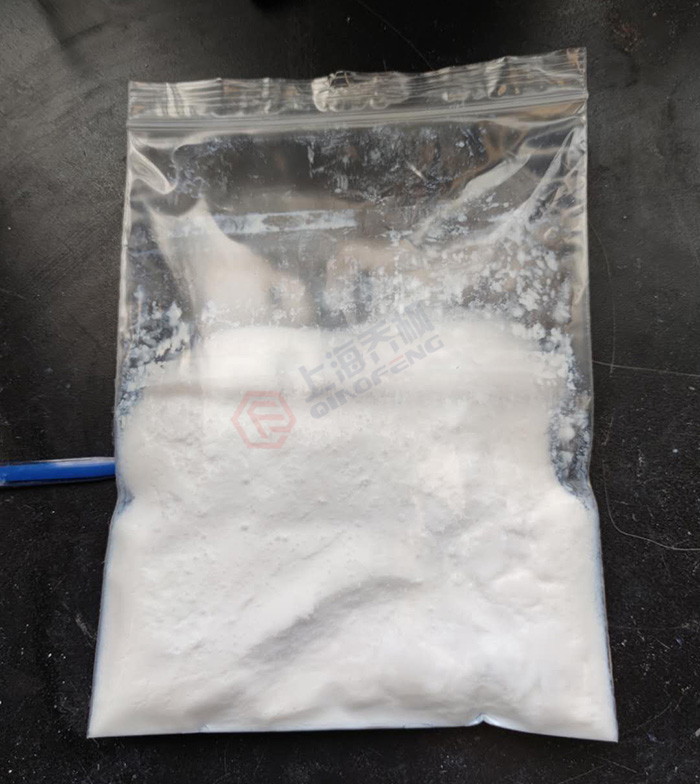 二氧化硅快速噴霧干燥出粉體設(shè)備 二氧化硅快速噴霧干燥出粉體設(shè)備